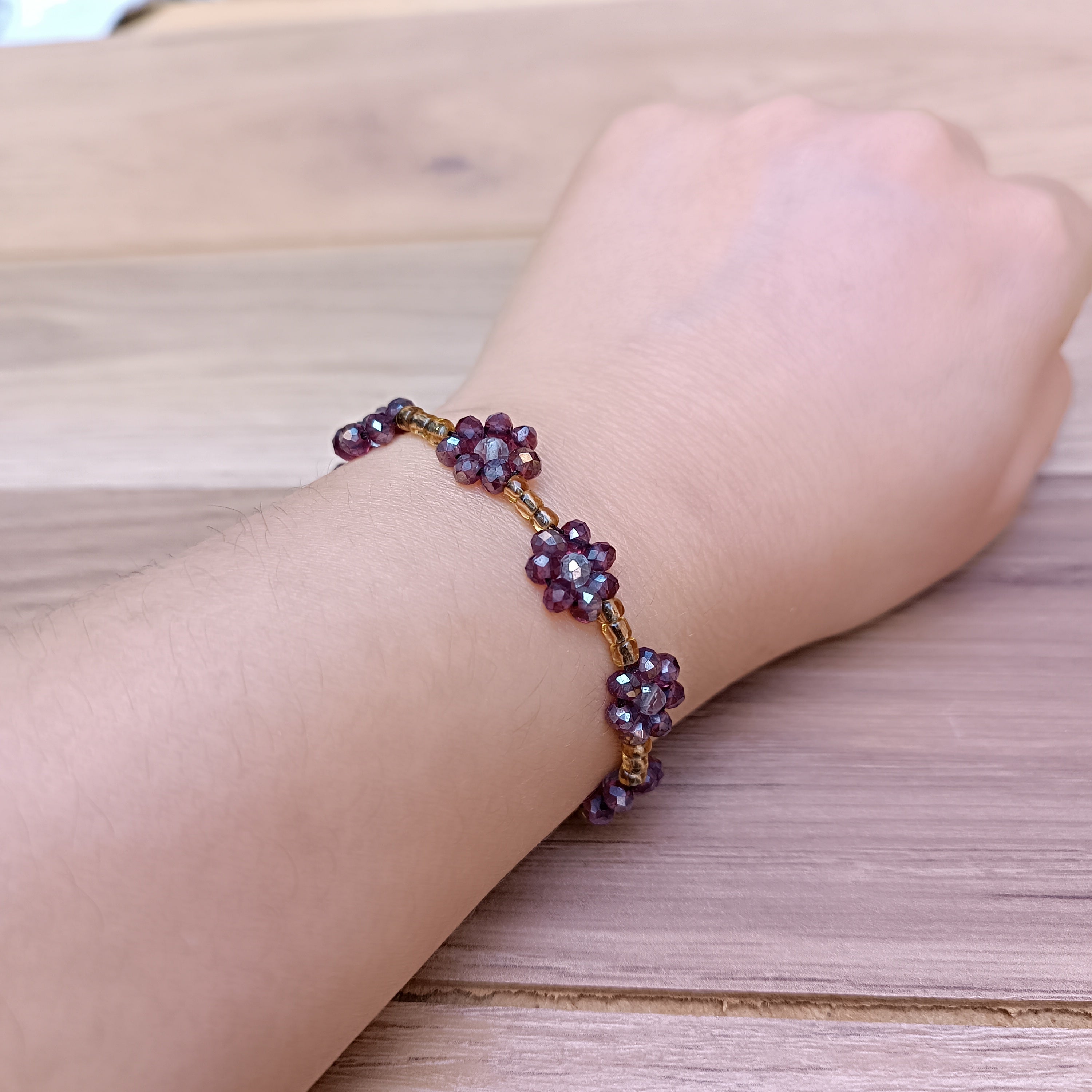Handmade Purple Flower Beaded Bracelet – Elegant Glass Bead Jewelry